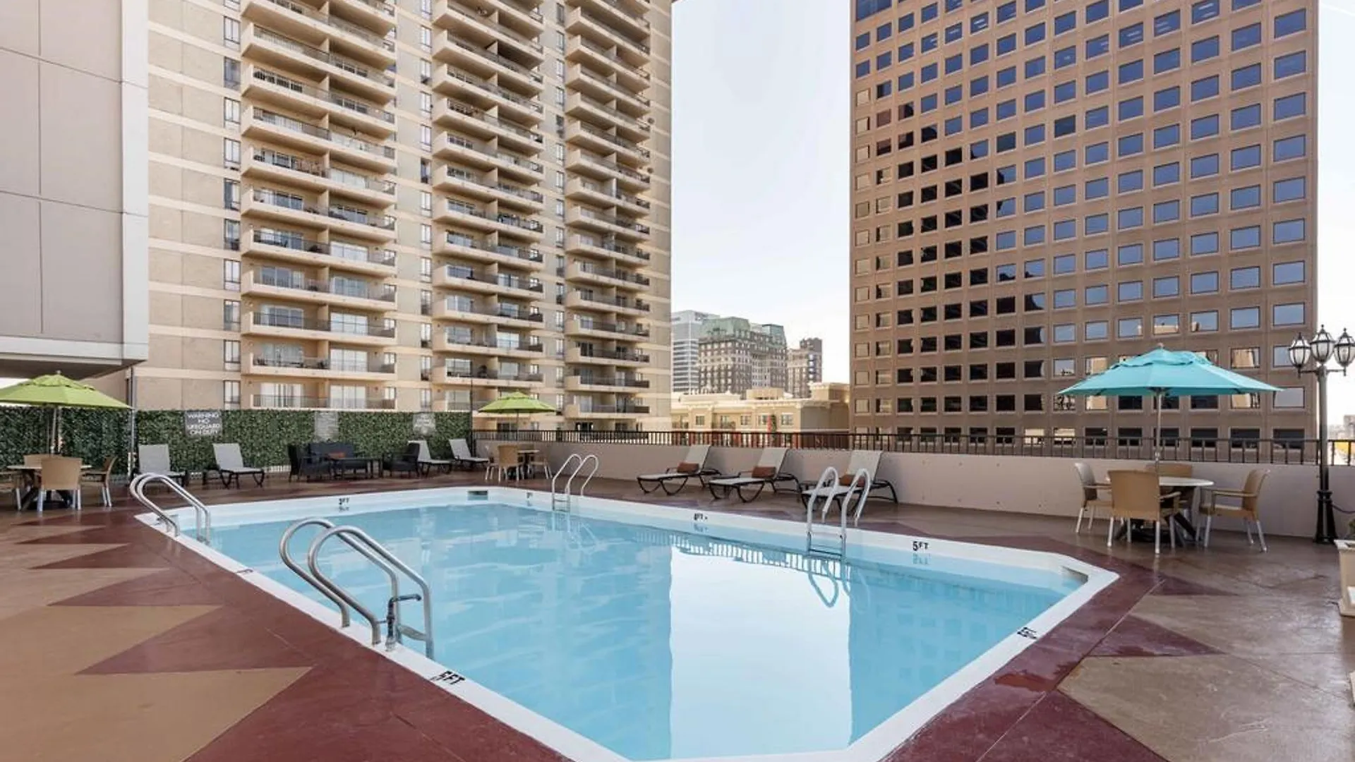 Comfort Inn Memphis Downtown 3*,  ארצות הברית