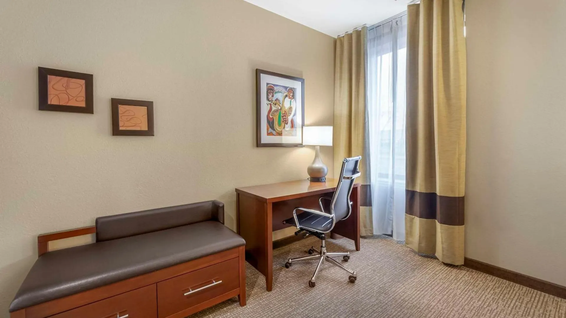 Comfort Inn Memphis Downtown