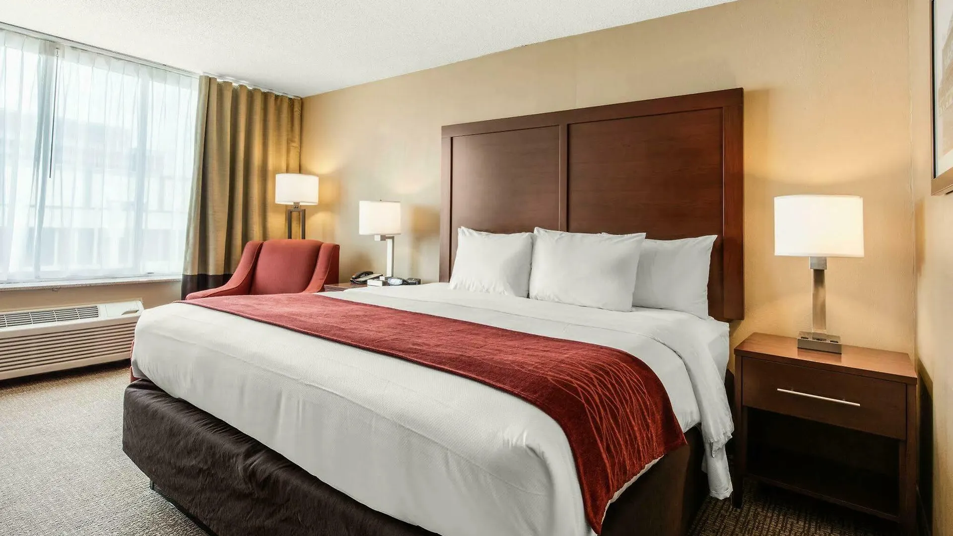 Comfort Inn Memphis Downtown